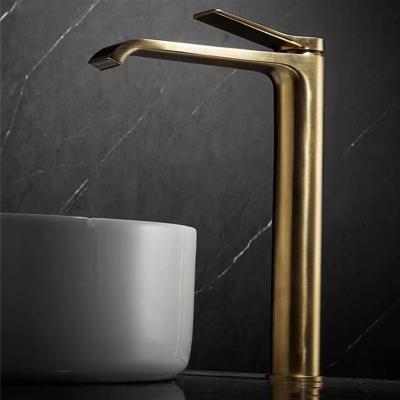 China Factory Wholesale High Quality Metered Faucets Bathroom Basin Faucets Hot And Cold for sale