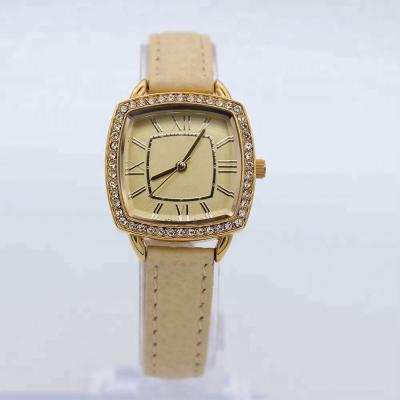 China Water Resistant Jewelry Luxury Watch Square Face Metal Ladies Watch Strap Light Yellow 2021 New Product for sale