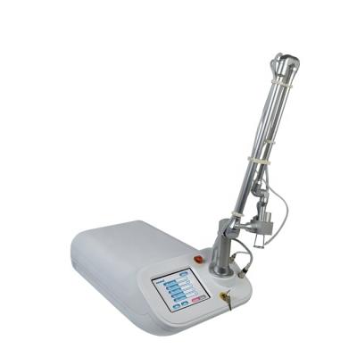 China Partial Pore Remover Spa Salon Stretch Mark Removal Machine CO2 Laser For Stretch Mark Removal for sale