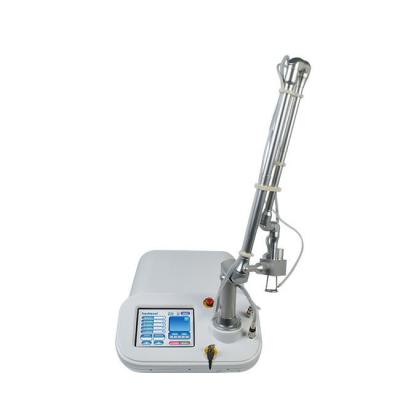 China Multifunctional Powerful Acne Treatment 40W Tattoo Laser Equipment Portable CO2 And Partial Scar Removal for sale