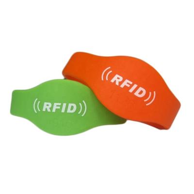 China Factory Price MIFARE Custom NFC Wristband Waterproof/Waterproof NFC Silicone RFID Ultralight Waterproof Wristband for sale