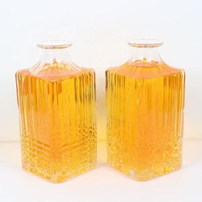 China Beverage Embossed Square Shape Glass Bottle 850ml Brandy Xo Gin Vodka Bottles 200ml 500ml 750ml Liquor Bottle for sale