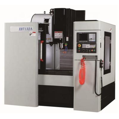 China Machinery Repair Shops 3 Axis CNC Vertical Machining Center XH7132 for sale