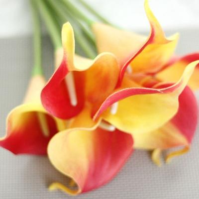 China Hot Sale PU Artificial Flower Event Decoration Home Decoration Mini Calla Colorful Single Artificial Calla Lily Hot Flowers for sale