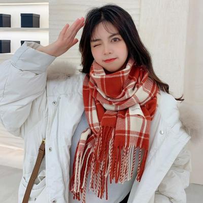 China Fashion Scarf For Women 2021 New Winter Plaid Thick Warm Ladies Scarf for sale