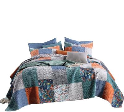 China Anti-Static Luxurious Dutch Patchwork Quilted Bedspread Velvet & Cotton Percale Plaid Pattern Super Soft 3 Piece Set For All Seasons for sale