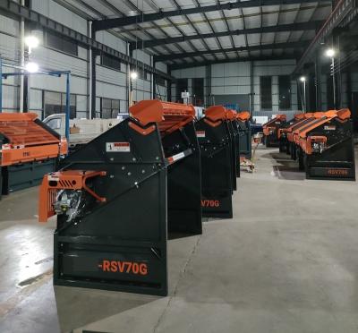 China Separatotion factory mining sales with gasoline engine powered sand gravel screen CE certificate soil saperating machine for sale