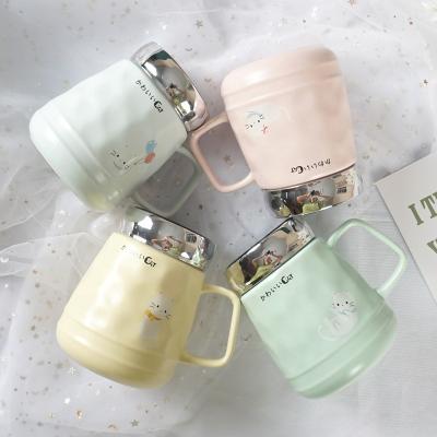 China Sustainable Factory Directly Sale Large Capacity Cute Ceramic Cup With Mirror Lid Cartoon Office Water Cup For Gift for sale