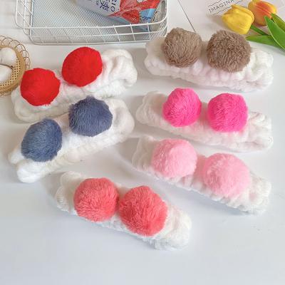 China Cute Coral Fleece Anti Slip Headband Decoration Korea Style Pompom Wash Face Headband Hair Accessories for sale