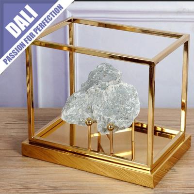 China Home Decoration Customized Premium Metal Gem Display Case Stand for sale