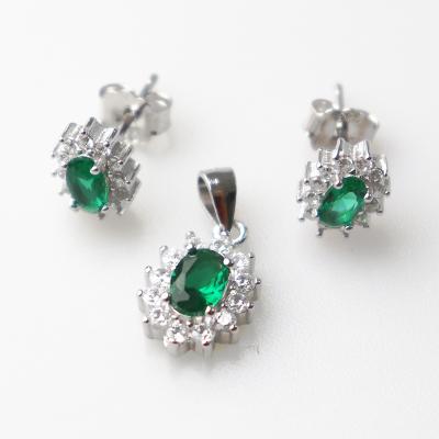 China TRENDY In Stock 925 Silver Jewelry Set Green Women Jewelry Set for sale