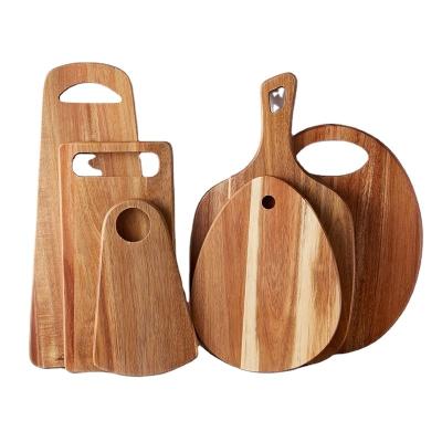 China Sustainable Durable Using Low Price Thick Cutting Plate Wooden Cutting Board for sale