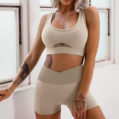 China Breathable Yoga Sets Fitness Women Sportswear Set 2 Piece Activewear Bra Set Gray Shorts Workout Clothing for sale