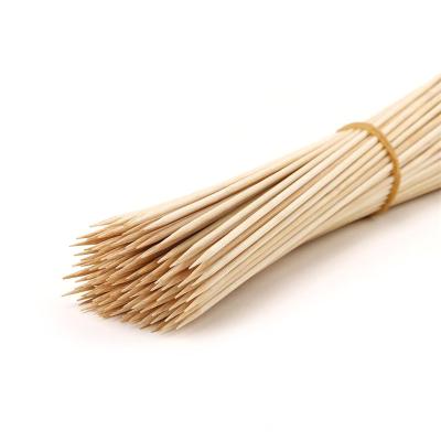 China Wholesale Good Flexibility 2.5mm*200mm Food Grade Environmental Friendly Natural Dry Bamboo Skewers for sale