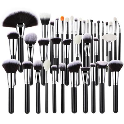 China Factory Wholesale High Quality Custom Logo Professional Private Label Makeup Smudge Brush Vegan Cosmetic Luxury Brush Set for sale