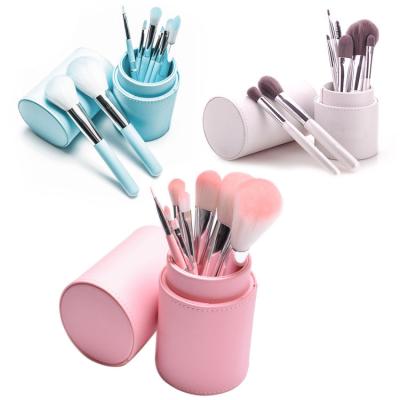 China Angular Blush Makeup Brush Set Cosmetic Tools Base Beauty Tool Flat Eyeliner Eyeshadow Brush Set with Stand for Makeup for sale