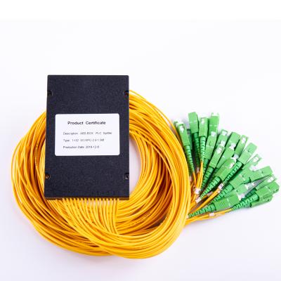 China FTTX 1m Fiber Optic Splitter Box PLC Fiber Optic Splitter 1x64 SC/UPC Connector 2.0mm for sale