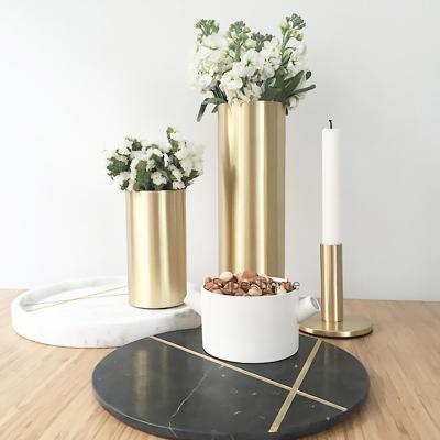 China Europe styple wholesale royal unique gold plated cylinder stunning flower vases wedding table decoration for sale