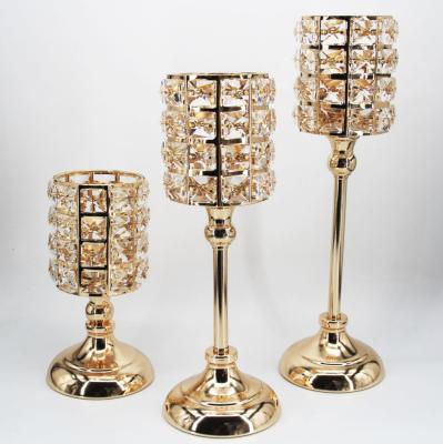 China Good quality reusable gold with crystal candle holder set for wedding candle holder centerpieces for sale