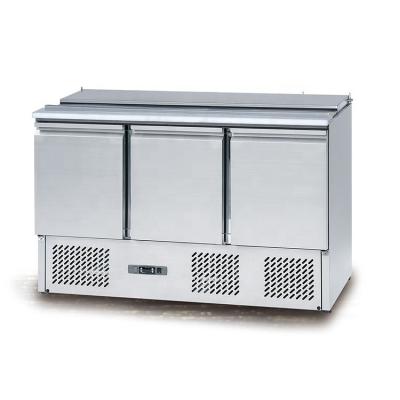 China Stainless Steel 304/201 Commercial Stainless Steel Salad Bar Buffet Salad Fridge Table Counter Refrigerator for sale