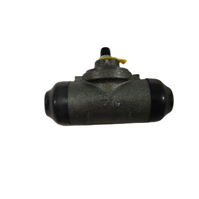 China Iron Technology Production Auto Parts Wheel Loader Spare Parts Brake Cylinder for sale