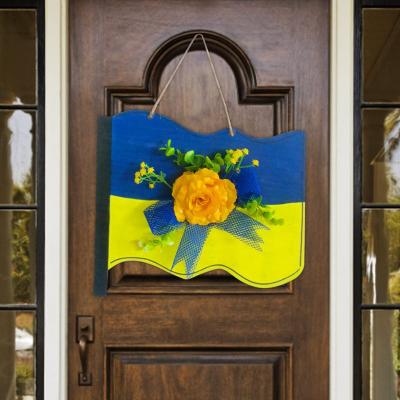 China Ukrainian Garland Wood Door Hanging Wooden Garland for sale