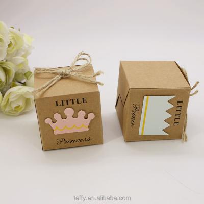 China Recycled Materials Baby Shower Kids Birthday Baptism Baptism Favors Prince Princess Crown Gift Candy Box for sale