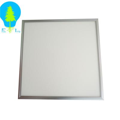 China Ultrathin100lm/w Geleid Vlak Comité Lichte 600x600 voor Bureau/het Ziekenhuis Te koop