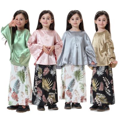 China Prayer Dress Fashion Girls Dress Sets Dubai Daily Batwing Sleeved Blouse Child Islamic Kids Muslim Boubou for sale