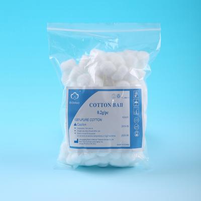 China Cotton Disposable absorbent medical synthetic dental wool cotton ball big white pure cotton wool balls for sale