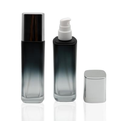 China Cheap Wholesale Custom Cosmetic Bottles Eco-friendly 100ml 120ml Glass Set Black Clear Gradient Pump Bottles For Lotion Cream Toner for sale