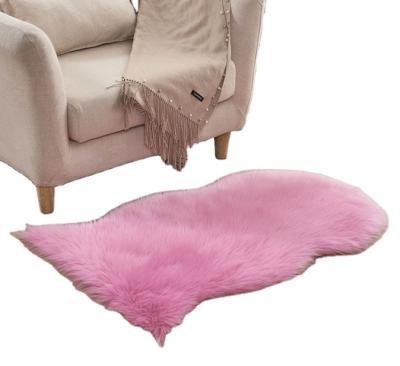 China Washable High Quality Faux Fur Blankets Carpets Sheepskin Living Room Floor Mats Soft Faux Fur Rug for sale