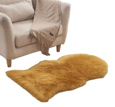 China New Design Faux Fur Blanket Floor Mat Kids Adult Soft Sheepskin 3D Rug Washable Wholesale Carpet Living Room Rug for sale