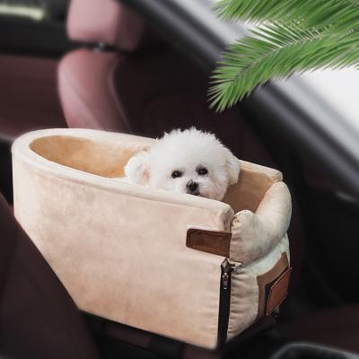 China New Design Travel Travel Dog Bed Central Control Portable Pet Car Seat for Small Dogs and Cats for sale