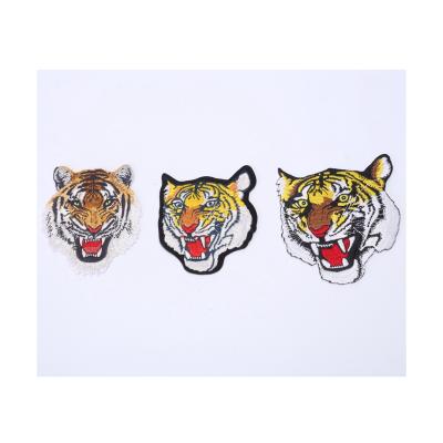 China 2021 Material Custom Sustainable Wholesale Clothes Hot Pressing 100% Embroidered Polyester Patches for sale