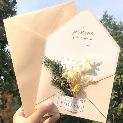 China Europe Personalized Wedding Invites Cards with Custom Dried Flower Designs Your Love Story Make Wedding Extra Special for sale