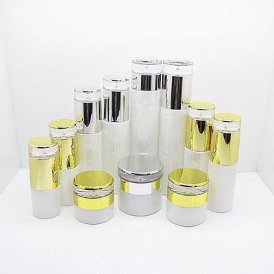 China Luxury Empty White Glass Cosmetic Cream Container Skin Care Face Body Lid 50g Jar for sale