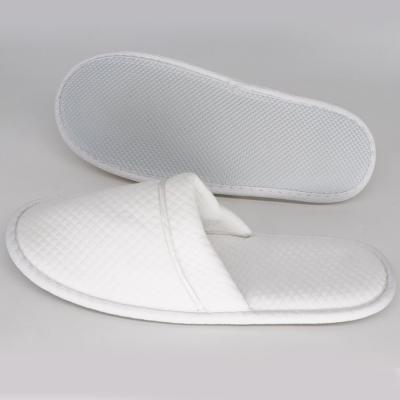 China Cheap White OEM Disposable Eva Hotel Slipper Anti-slippery, Closed Toe Hotel Slipper for sale