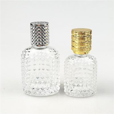 China Wholesale Unique Personal Care Pouch Design Small 30ml Spray Oil Perfume Bottle With Gold Cap for sale