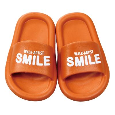 China New Fashion Lightweight Kids Slippers Casual EVA Soft Bottom For Indoor And Home Use for sale