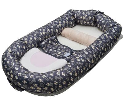 China Portable Portable Baby Sleeper Bed In Parents Bed Foldable Baby Soft Bed for sale