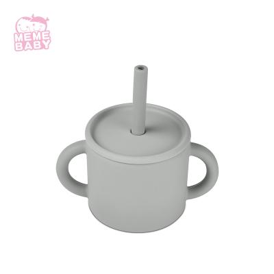 Chine le double 220ml manipule la tasse de Sippy de couvercle de silicone pour allaiter de sevrage à vendre