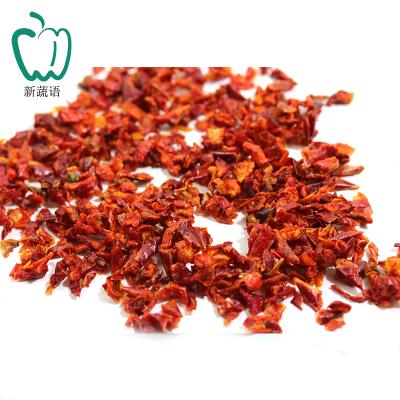 China China Vegetable Dried Factory Wholesale Natural Flakes Dried Red Green Dehydrated Sweet Pepper Paprika Pepper for sale