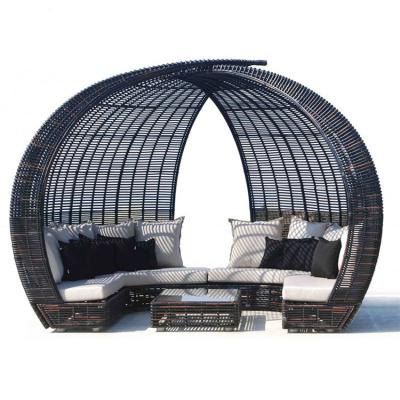 China Contemporary fashion rattan outdoor bed and exquisite design furniture convertible living room rattan outdoor bed for sale