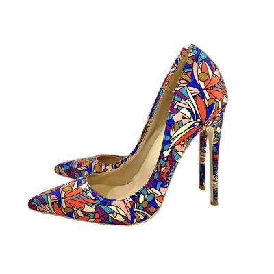 China Designer Sexy Pointed Durable Floral Stiletto Pumps 33-45 Large Size From KE Shang Jia Graphic Print Women Satin Toe High Heel Party Shoes for sale