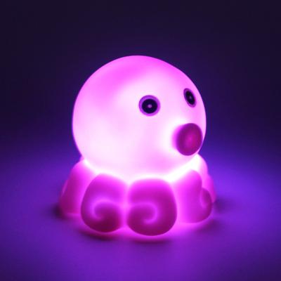 China Light Kids Funny Light Up Cute PVC Animal Plastic Toddler Play Time Shower Toys Octopus Bath Float Toy For Wholesale for sale