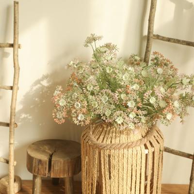 China 2021 Hot Selling Small Plastic Wild Chrysanthemums Flower Wall Decoration Flower Accessories Home Wedding Artificial Flowers for sale