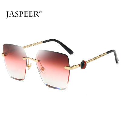 China Fashion Guvivi CE&CE Square Sunglasses For Women Gradient Lens Sun Glasses Women Rimless Sunglasses for sale