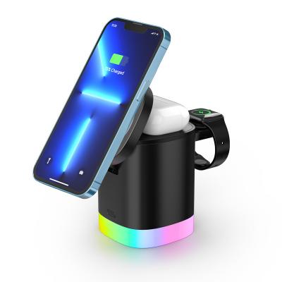 China Qi 3 in 1 Wireless Chargers for New Products Electronics 3 in-1 Magnetic Foldable Fast Lamp 15W Qi Wireless Chargers for sale