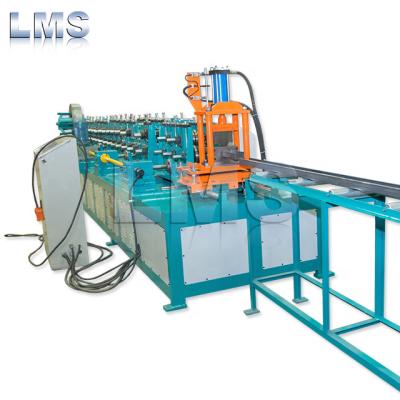 China Building Material Shops Metal H Bracket Welding Rack Lock Automatic Box Beam Machine en venta